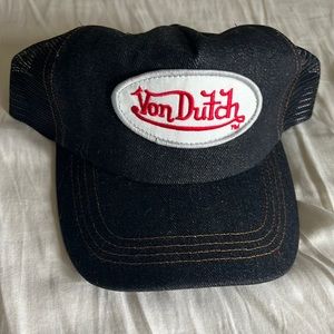 Von Dutch hat